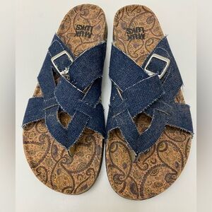 Muk Luk Women’s sz 11 Denim Crisscross Slide Sandals with cork Footbed like new